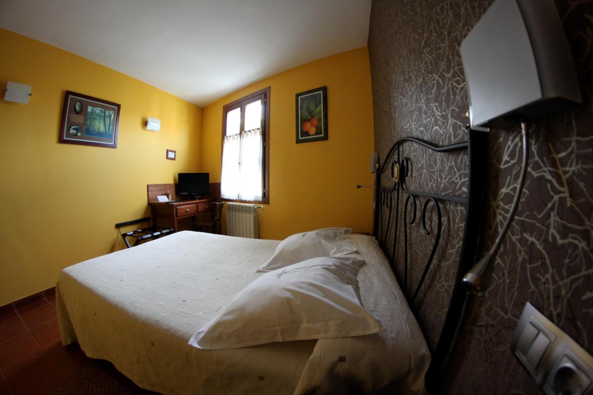 Hotel Rural Cuartamenteru По де Лянес Екстериор снимка